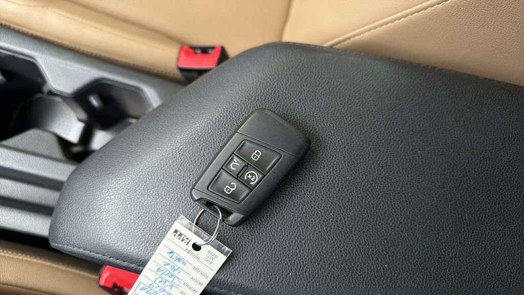 Used 2019 Volkswagen Jetta SEL FWD image 25