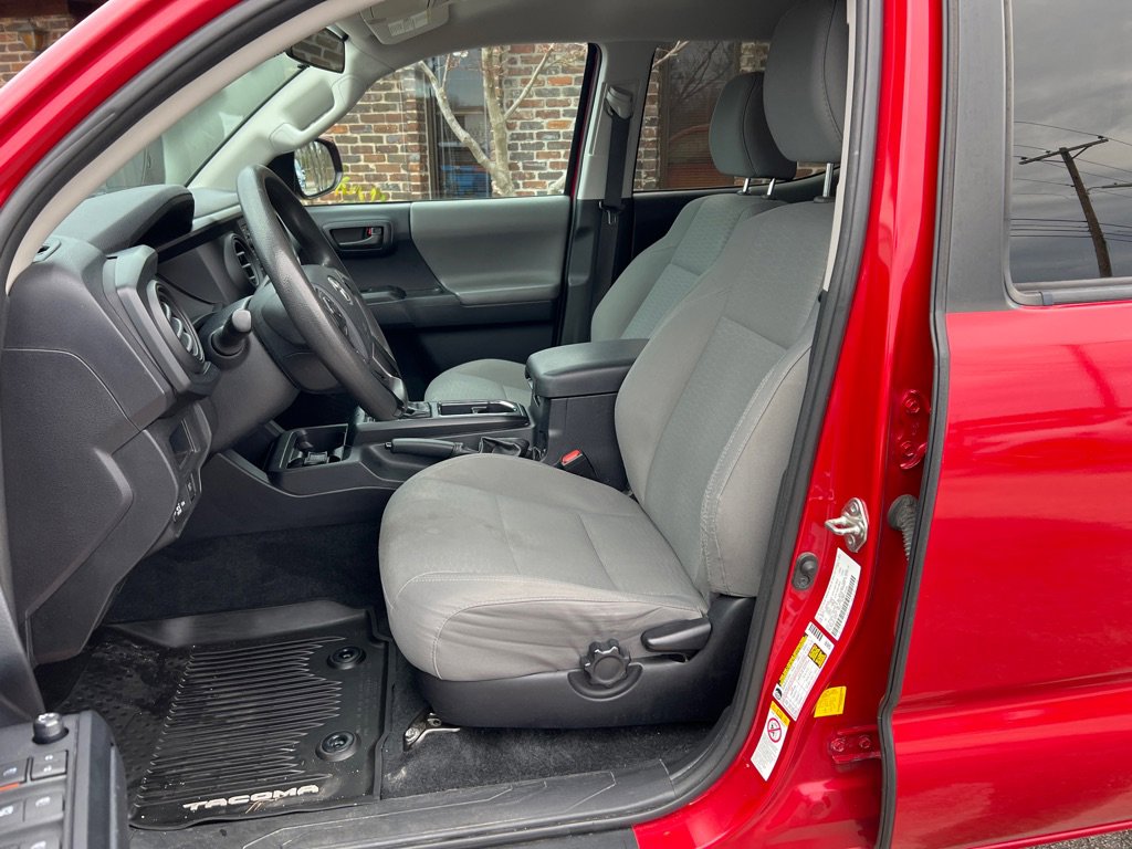 Used 2019 Toyota Tacoma SR w/ SR Convenience Package image 7