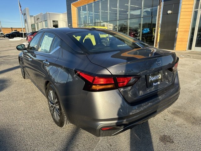 Used 2024 Nissan Altima 2.5 SV image 8