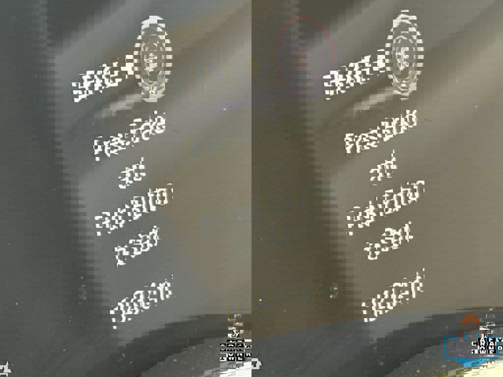 Used 2018 Jeep Grand Cherokee Laredo RWD image 11