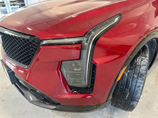 Certified 2024 Cadillac XT4 Sport image 9
