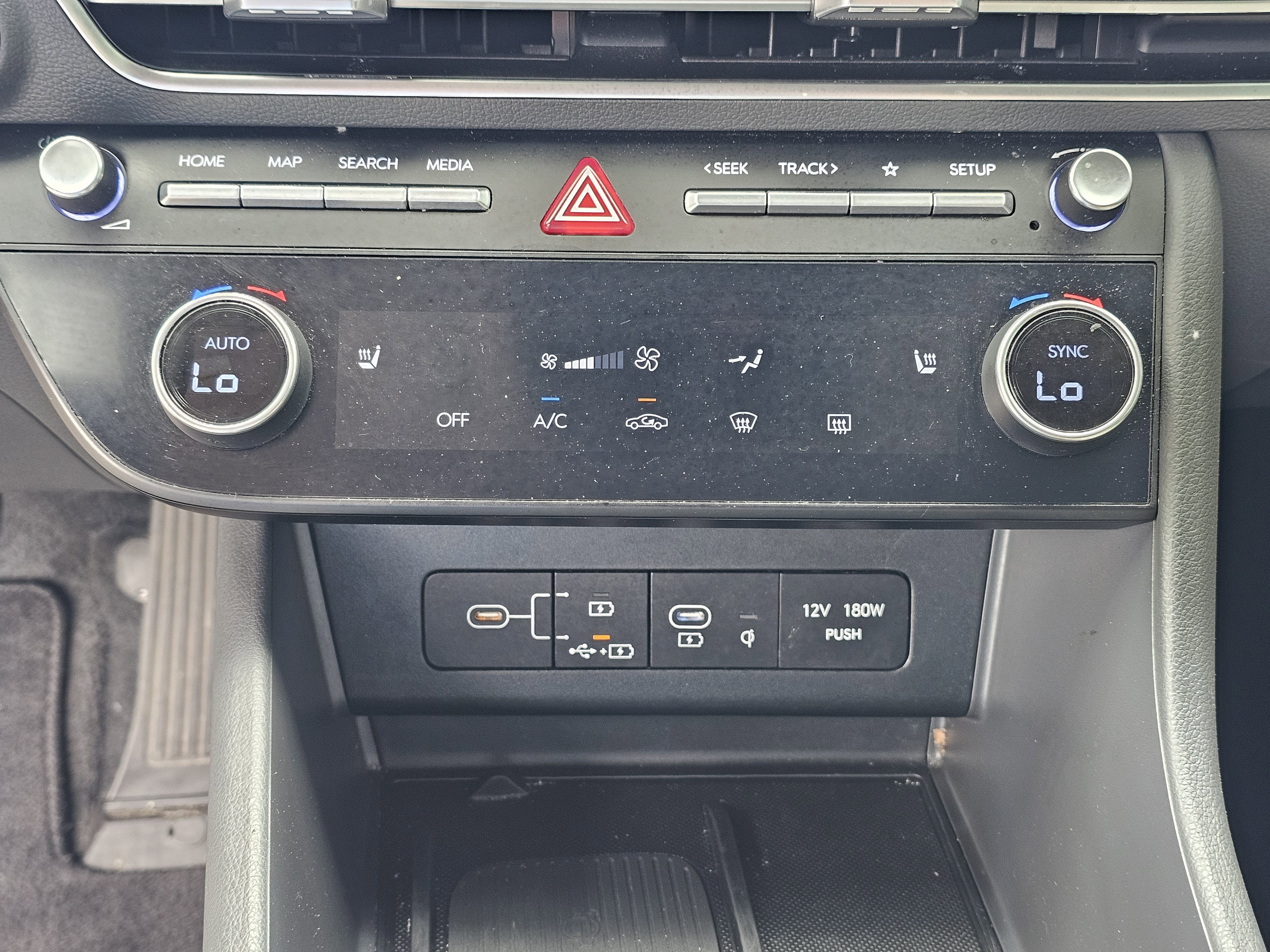 Used 2025 Hyundai Sonata SEL FWD image 28