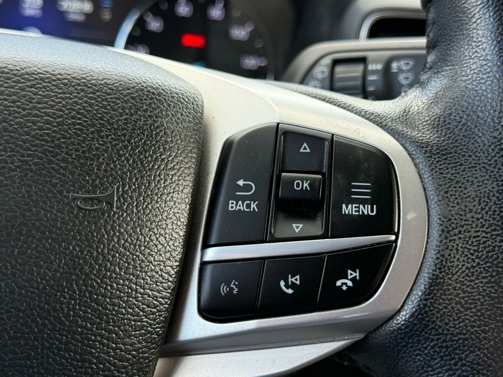 Certified 2022 Ford Explorer XLT w/ Equipment Group 202A image 24