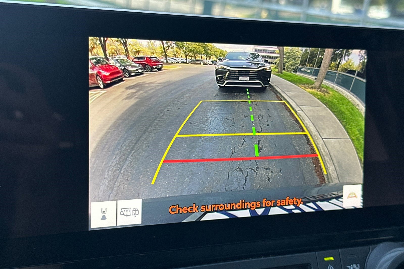 Used 2024 Toyota Grand Highlander XLE FWD image 25