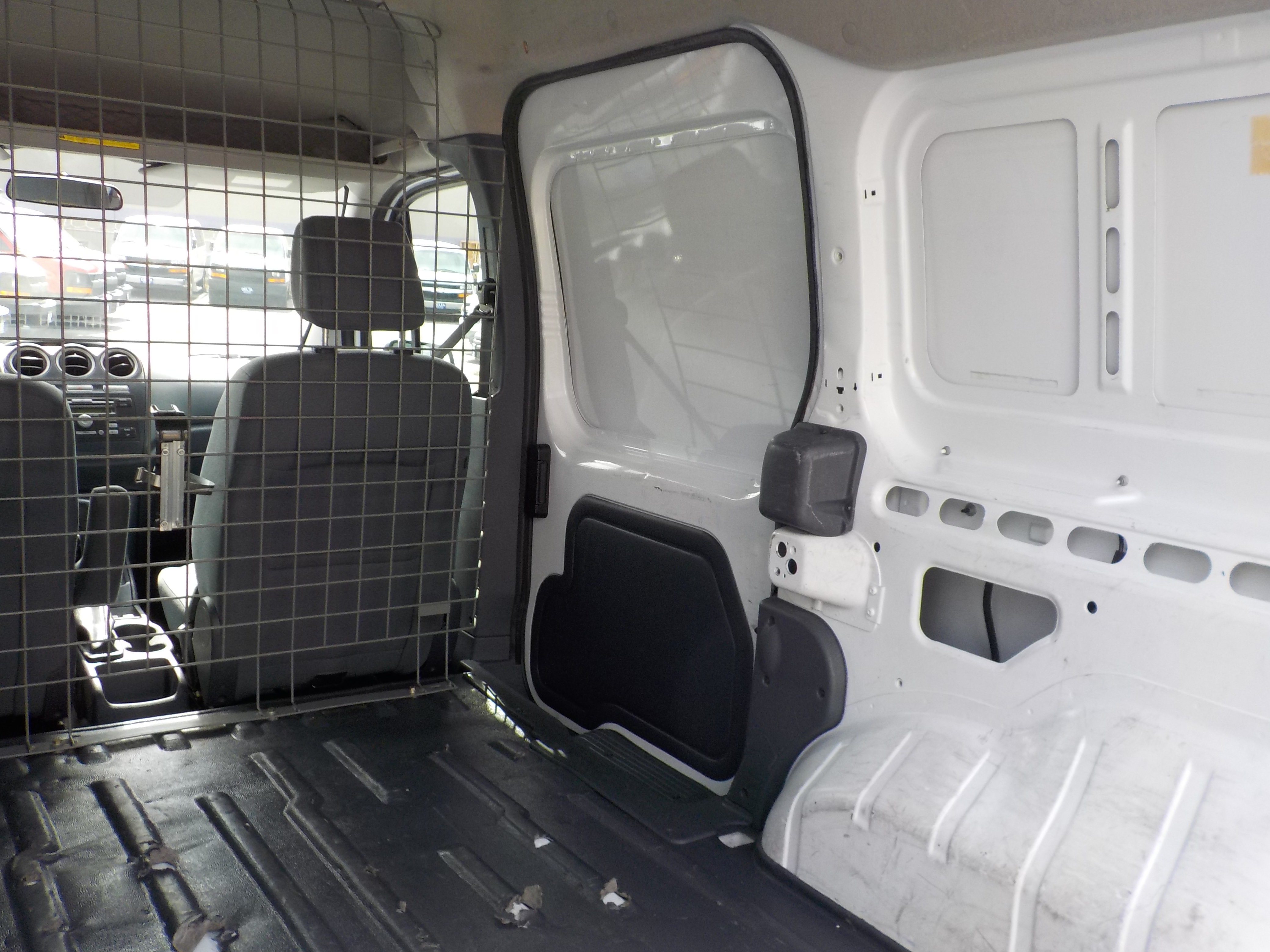 Used 2011 Ford Transit Connect XLT FWD image 22