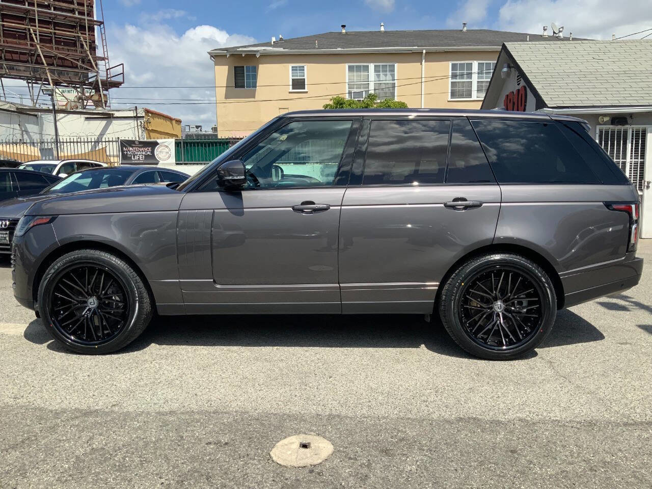 Used 2020 Land Rover Range Rover HSE AWD/4WD image 2