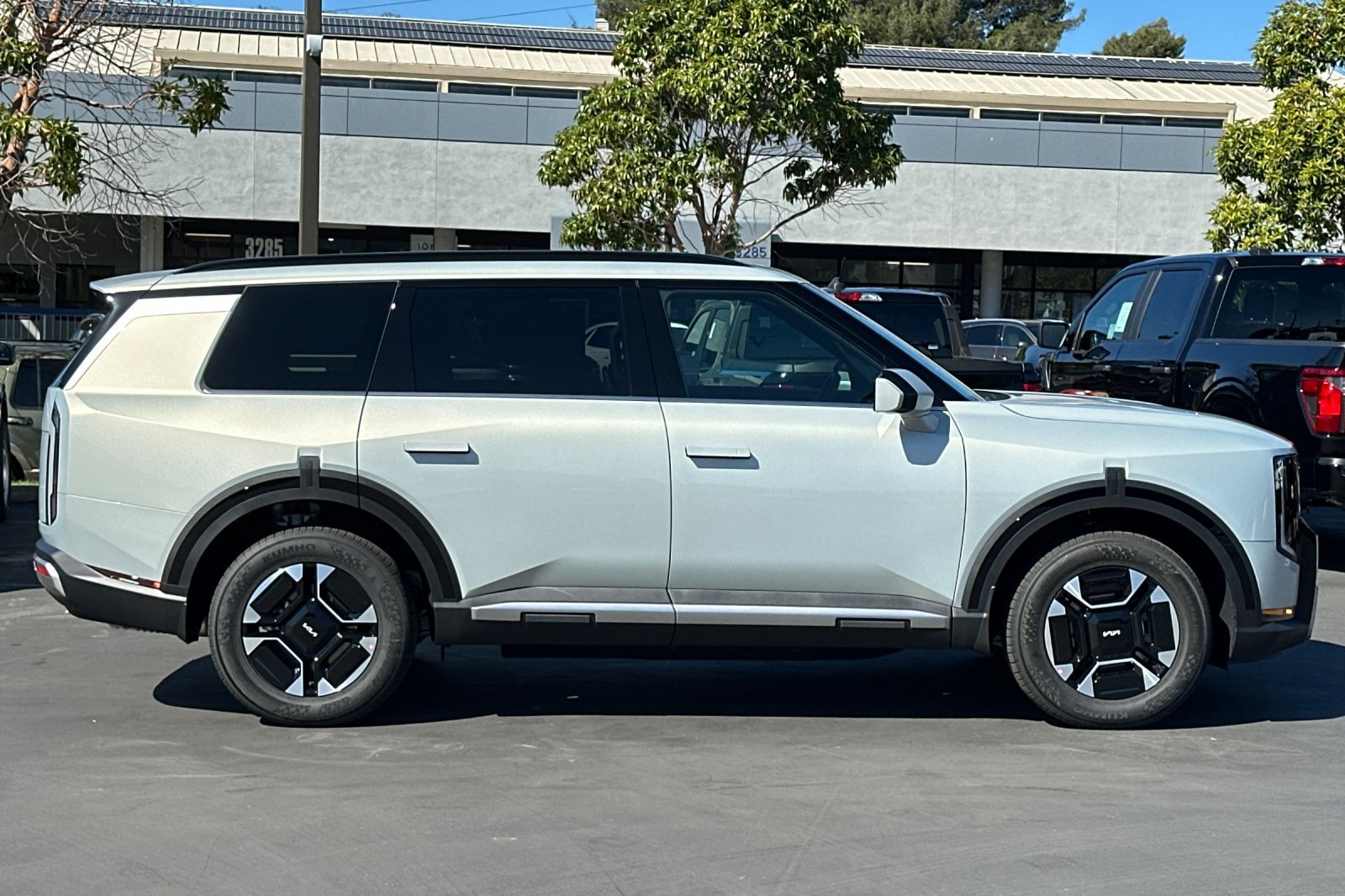 New 2027 Kia Telluride EX FWD image 3