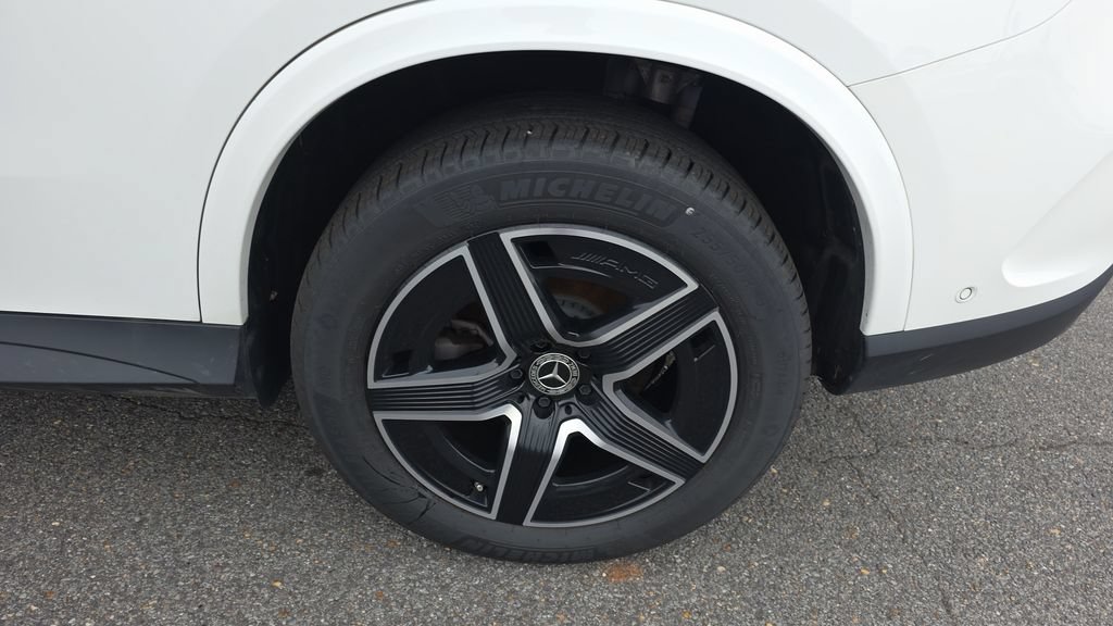 Certified 2025 Mercedes-Benz GLC 300 4MATIC image 10