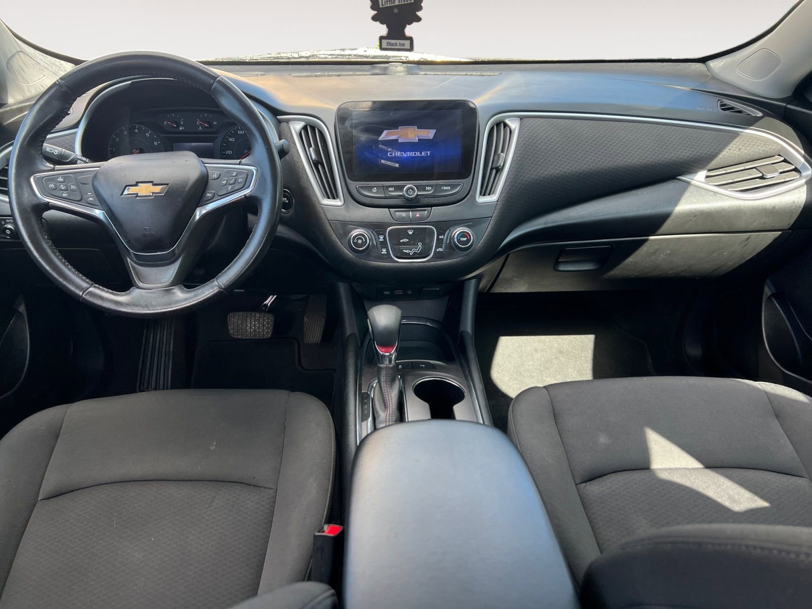 Used 2021 Chevrolet Malibu RS FWD image 10