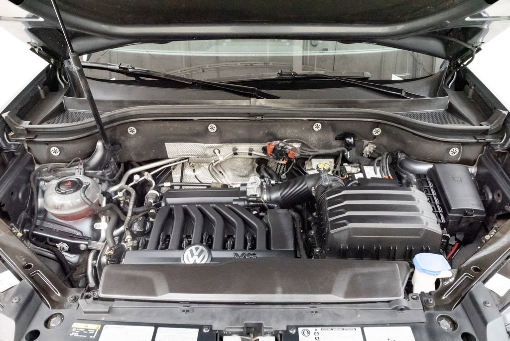 Used 2020 Volkswagen Atlas SEL R-Line image 3