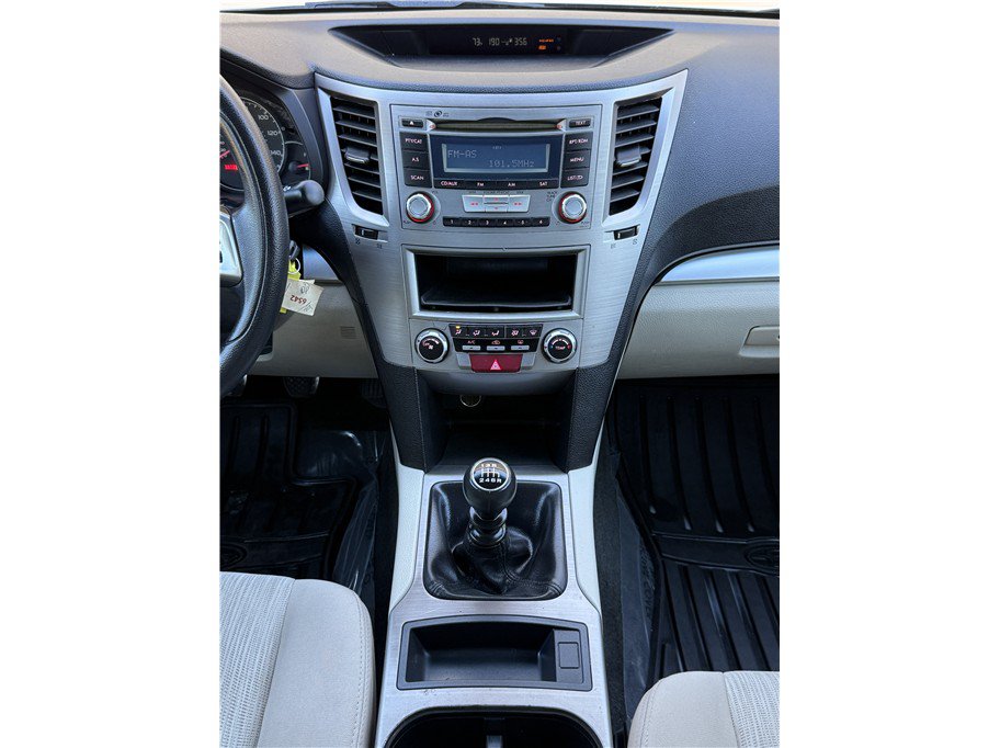 Used 2014 Subaru Legacy 2.5i w/ Popular Package #2 AWD/4WD image 11