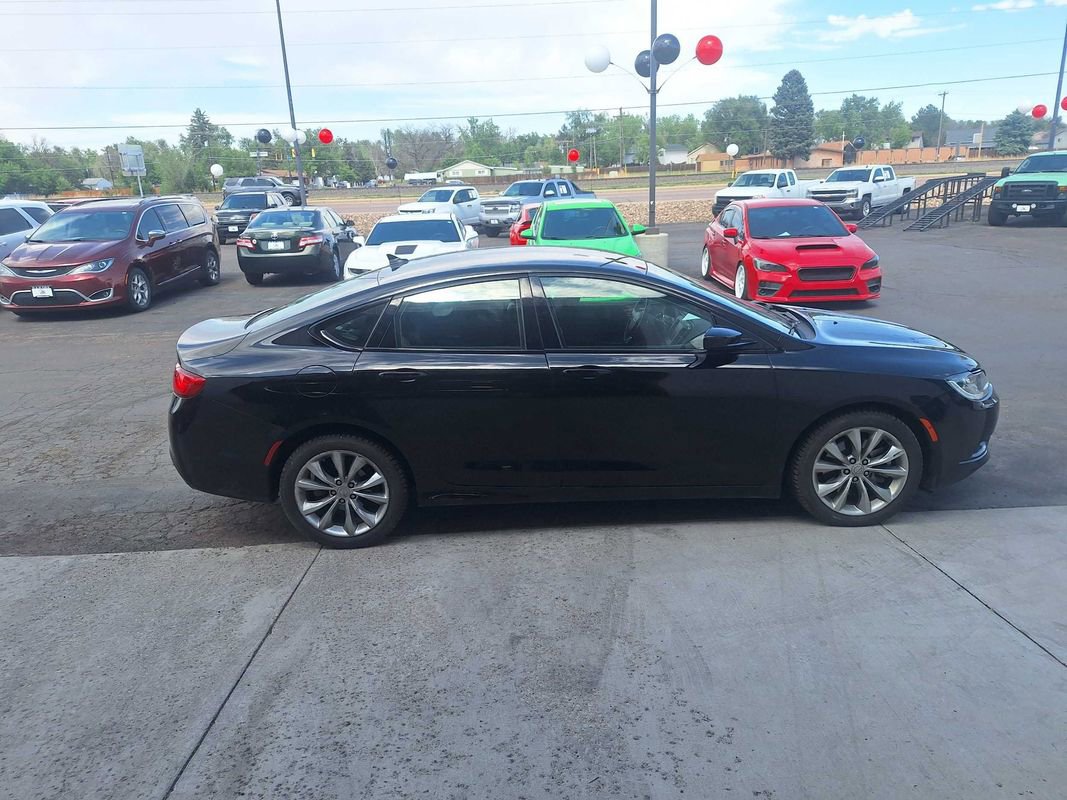Used 2015 Chrysler 200 S w/ Navigation & Sound Group I AWD/4WD image 9