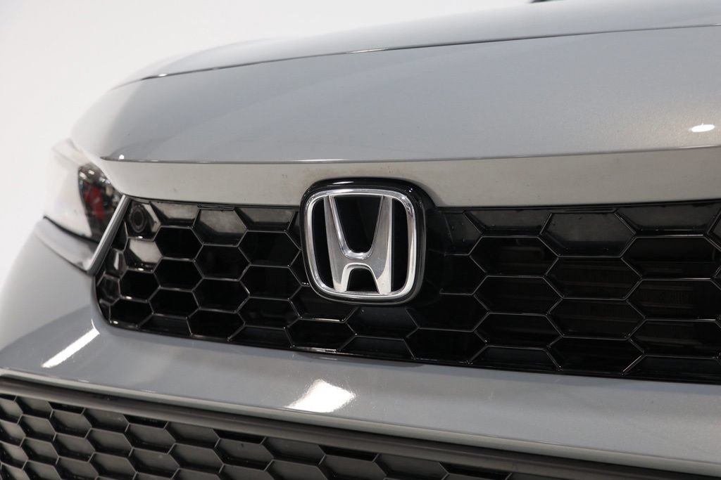 Used 2025 Honda Civic Sport Touring image 10