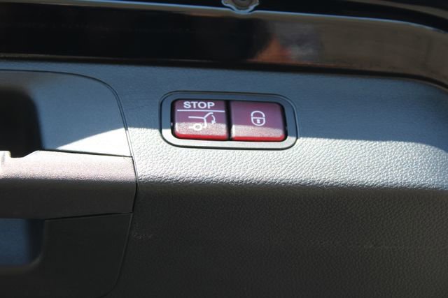 Used 2021 Mercedes-Benz GLC 300 image 36