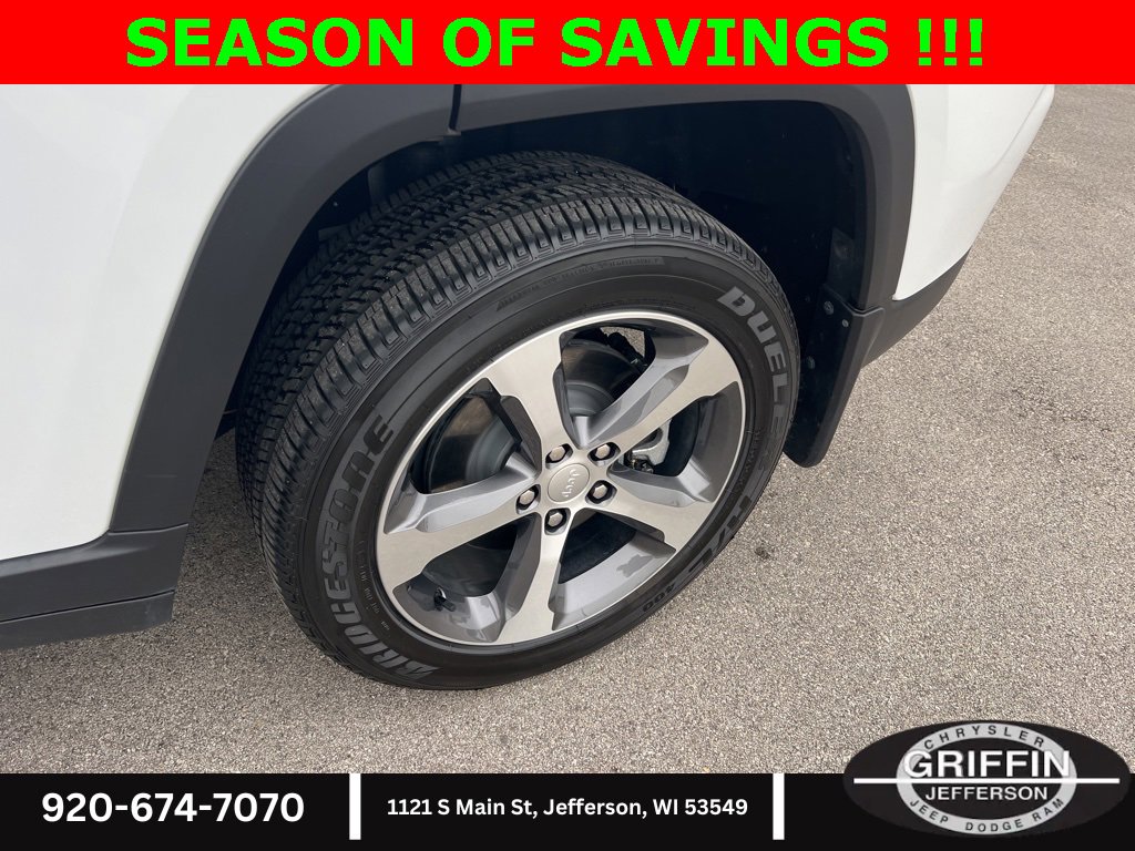 Used 2023 Jeep Grand Cherokee 4WD 4xe w/ Luxury Tech Group II image 16