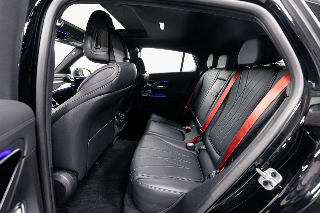 Used 2025 Mercedes-Benz GLC 63 AMG S image 27