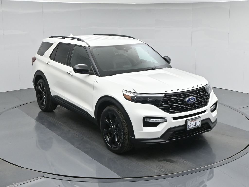 Used 2023 Ford Explorer ST-Line w/ Class IV Trailer Tow Package image 41