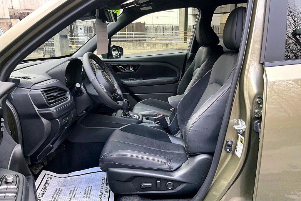 Certified 2025 Subaru Forester Touring image 15