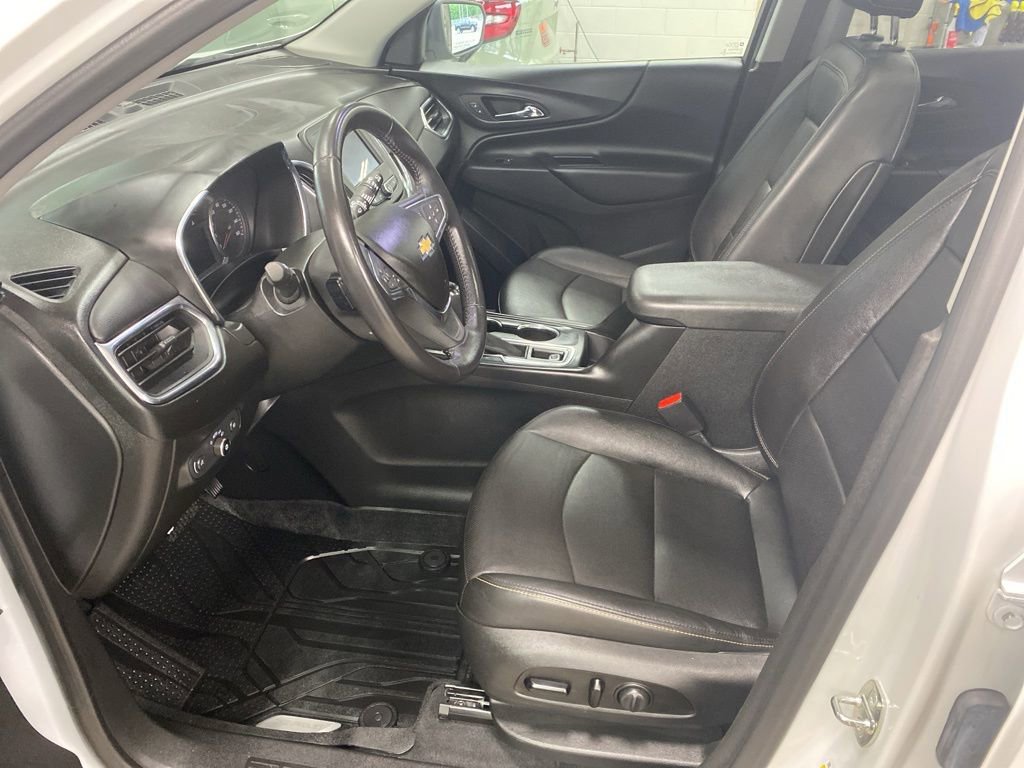 Used 2020 Chevrolet Equinox LT w/ Sport Edition AWD/4WD image 34