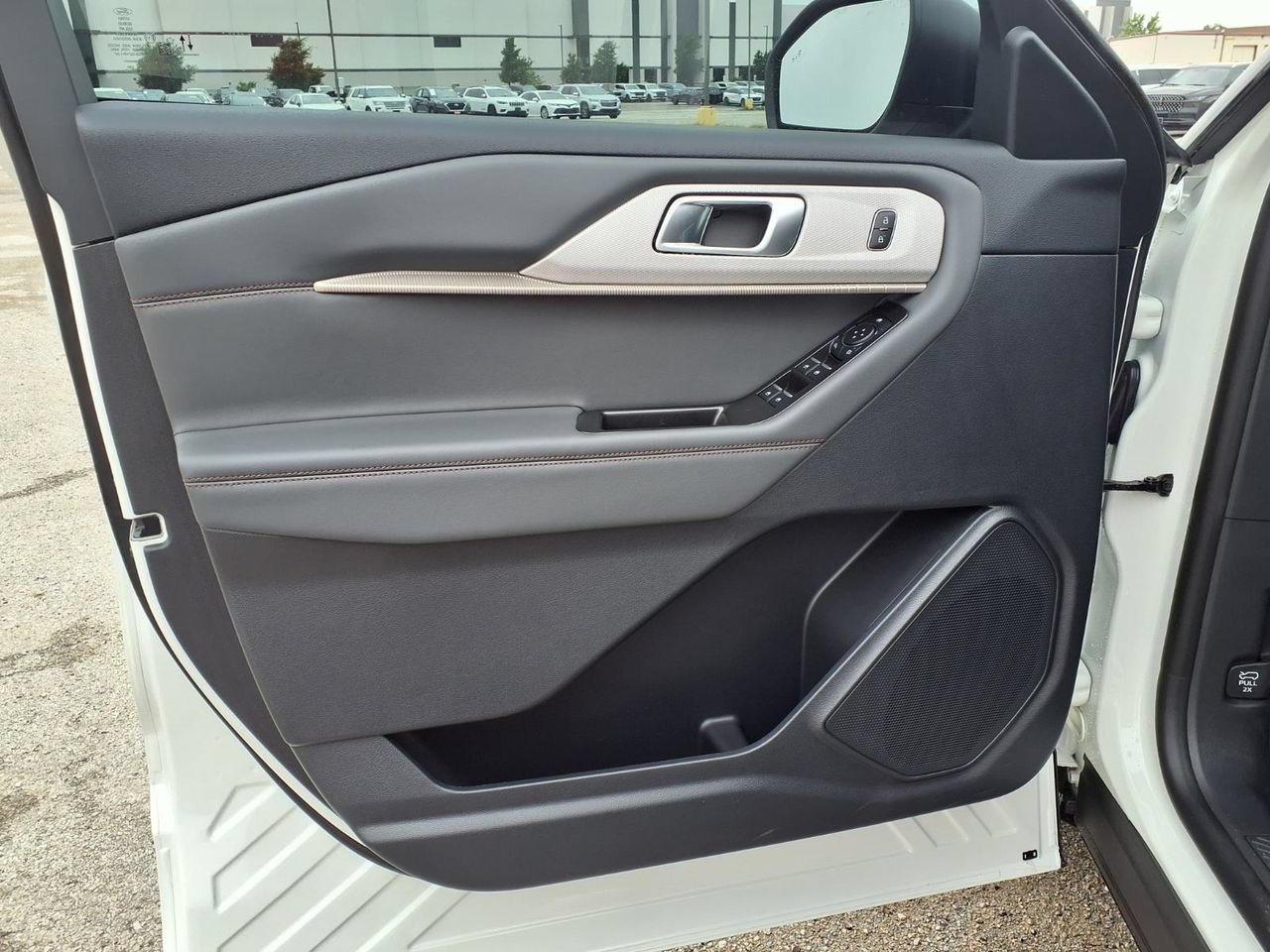 New 2026 Ford Explorer Active RWD image 22