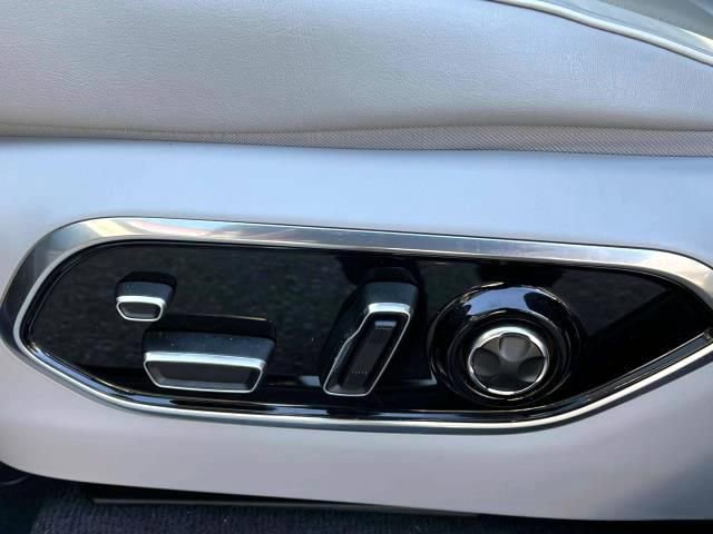 Certified 2023 Jeep Grand Cherokee Summit w/ Adv Protech Group IV image 18