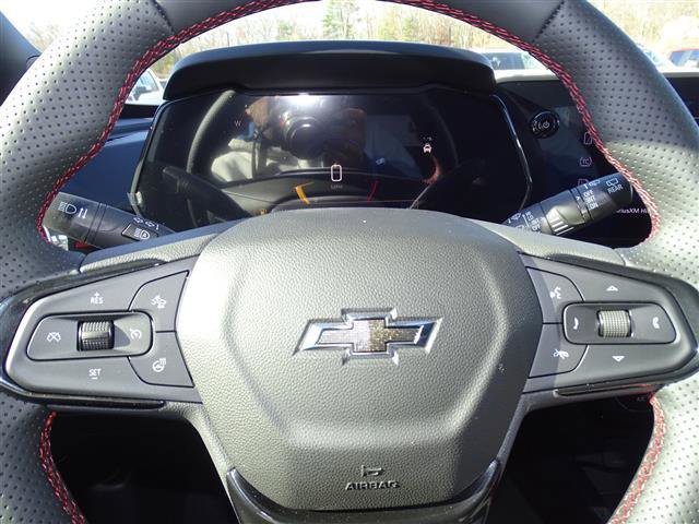 Used 2025 Chevrolet Trax RS w/ Driver Confidence Package image 14