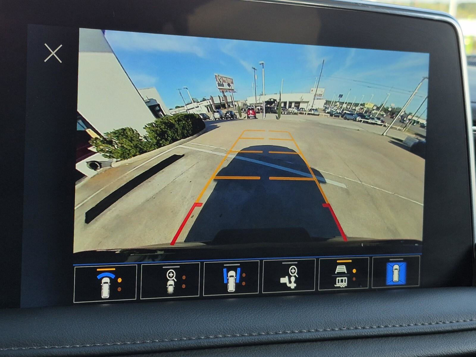 Used 2023 Chevrolet Tahoe Z71 w/ Luxury Package image 19