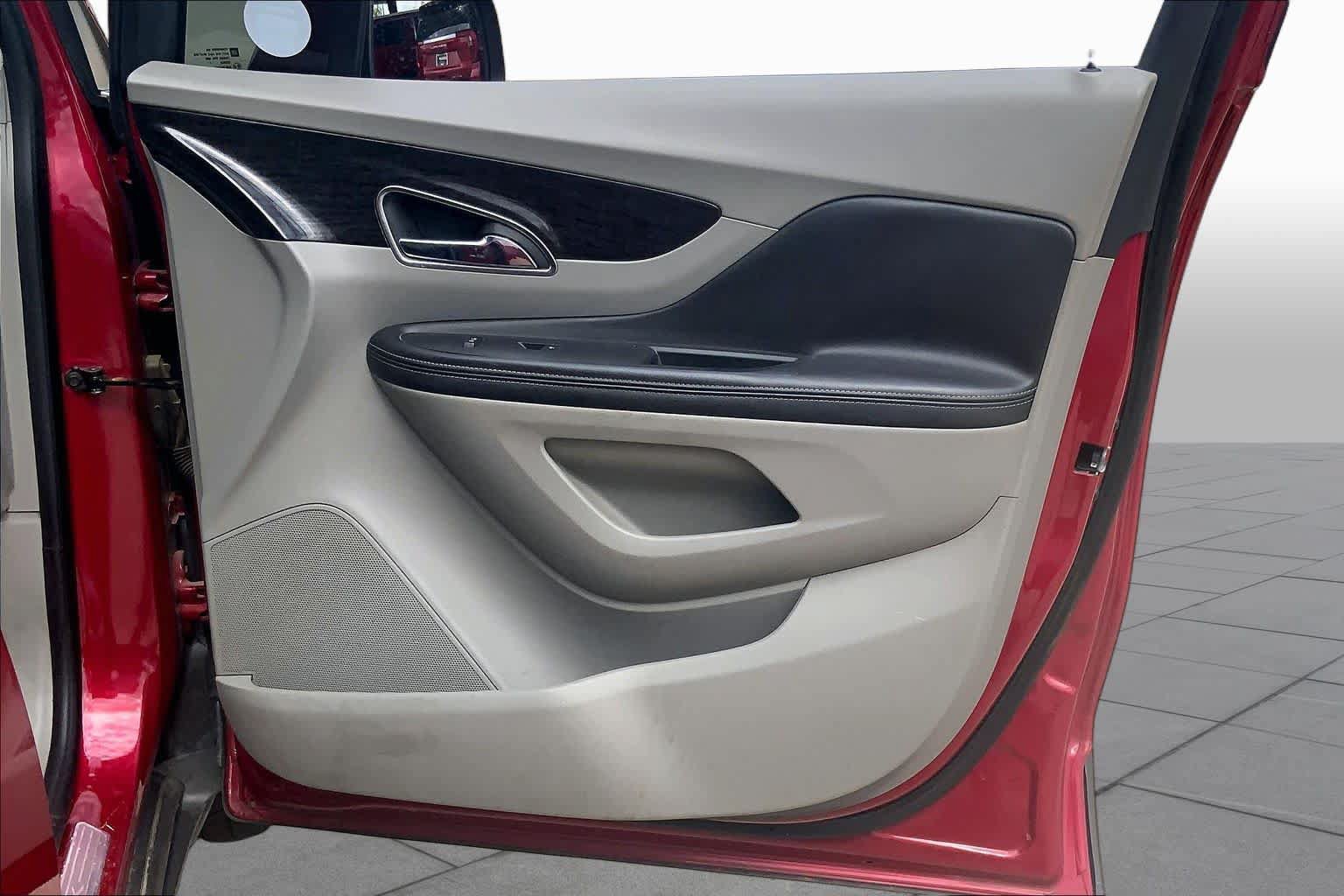Used 2014 Buick Encore Convenience FWD image 22