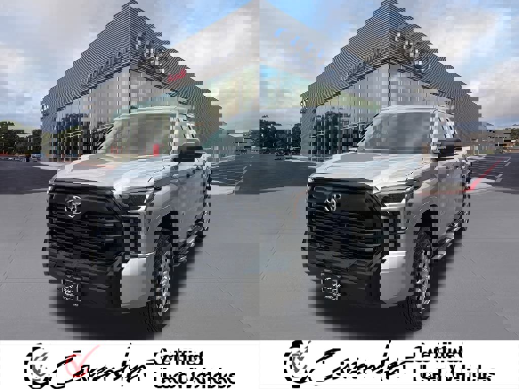 Used 2024 Toyota Tundra SR video 1