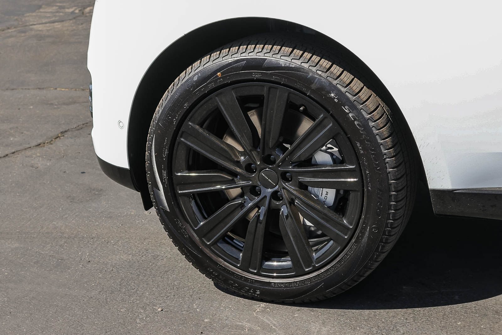 New 2026 Land Rover Range Rover SE AWD/4WD image 9