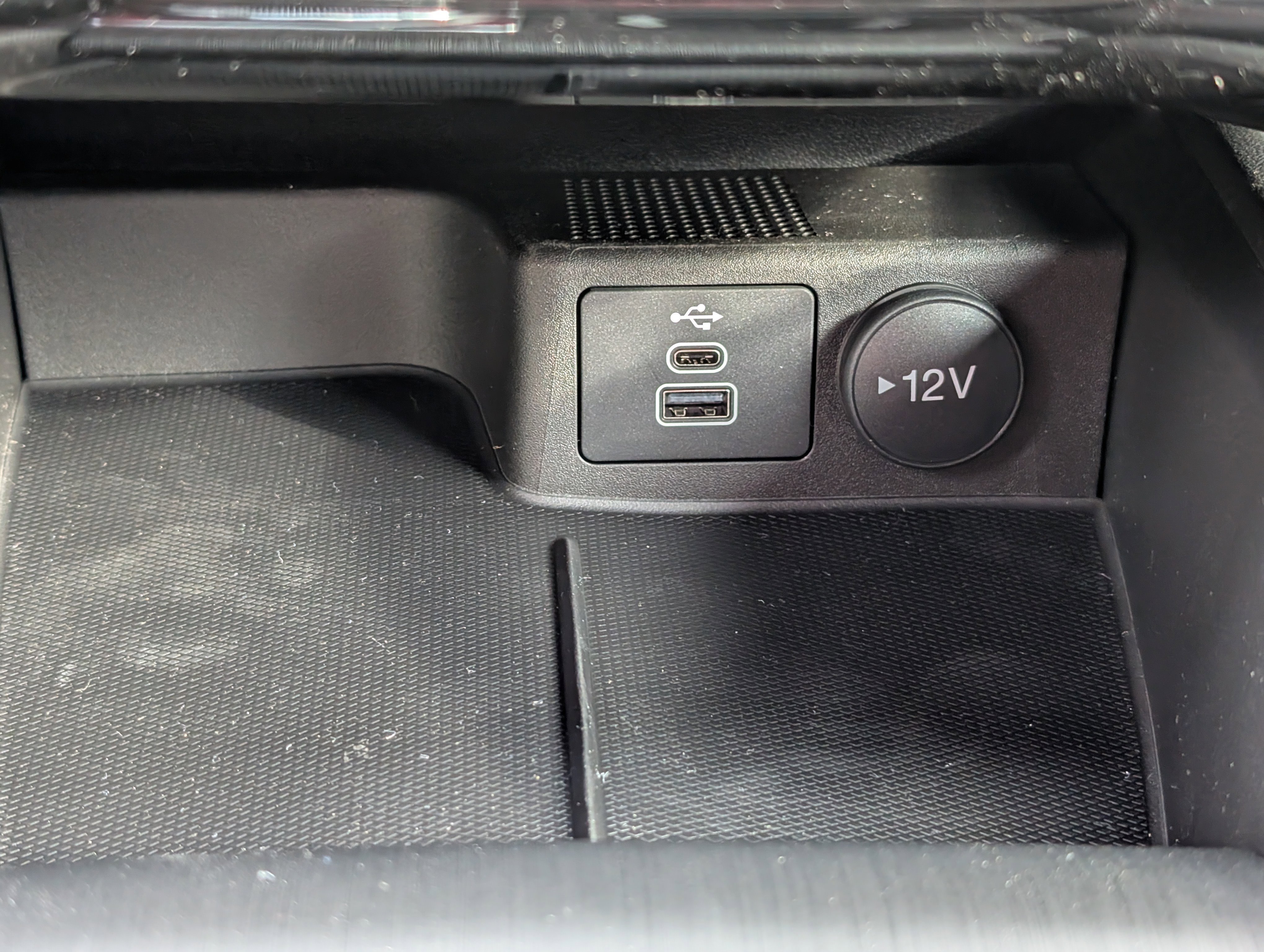 New 2026 Ford Escape ST-Line w/ Tech Pack #1 FWD image 17