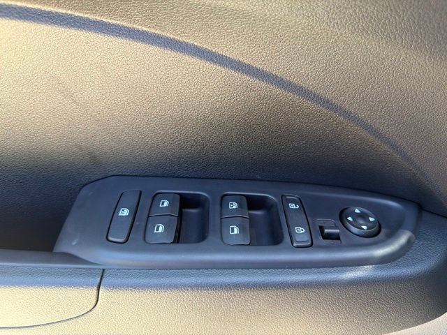 New 2026 Hyundai Venue SEL FWD image 17