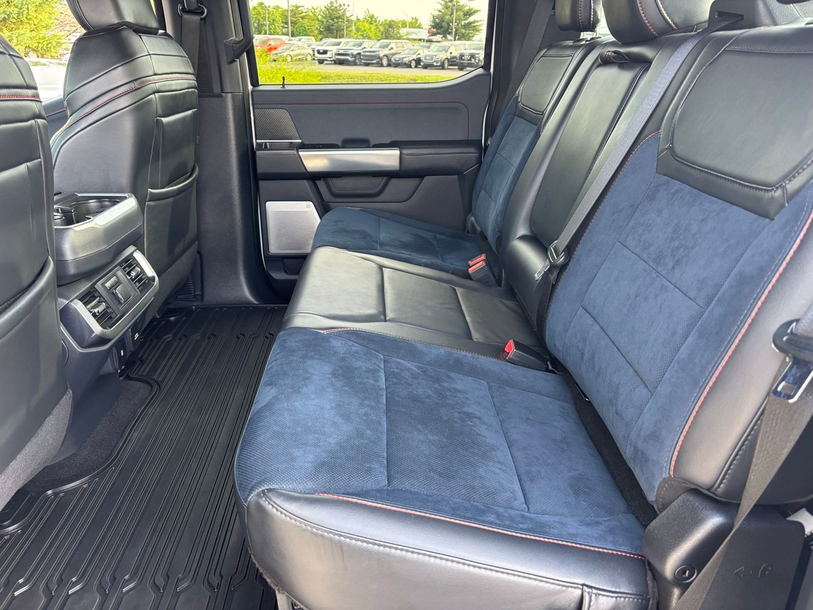 Used 2022 Ford F150 Raptor w/ Equipment Group 801A High AWD/4WD image 18