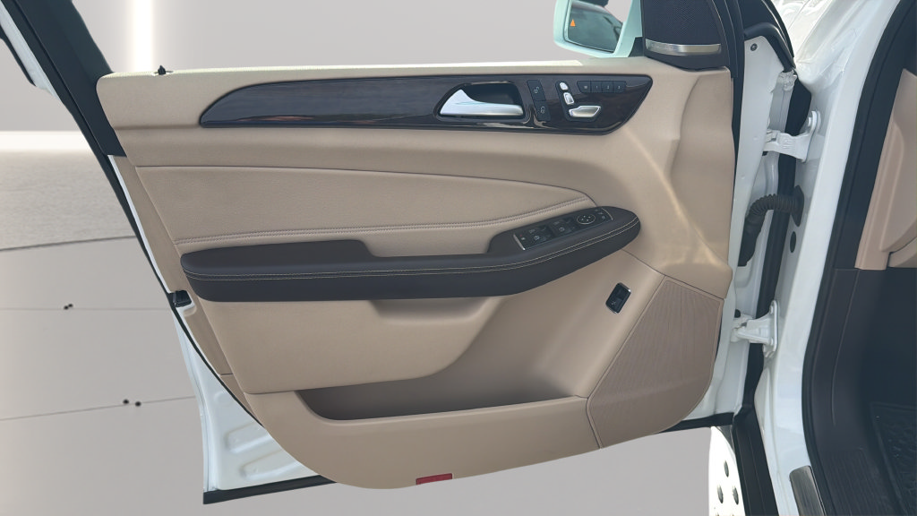 Used 2018 Mercedes-Benz GLE 350 image 9