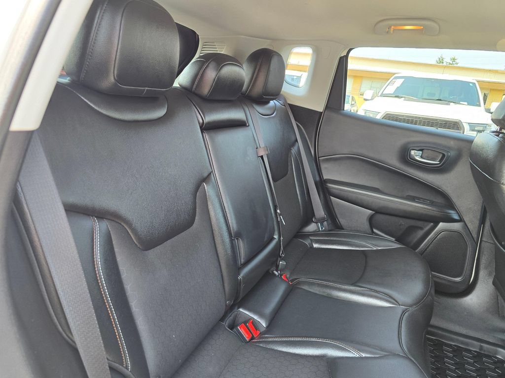 Used 2021 Jeep Compass Latitude w/ Convenience Group AWD/4WD image 13