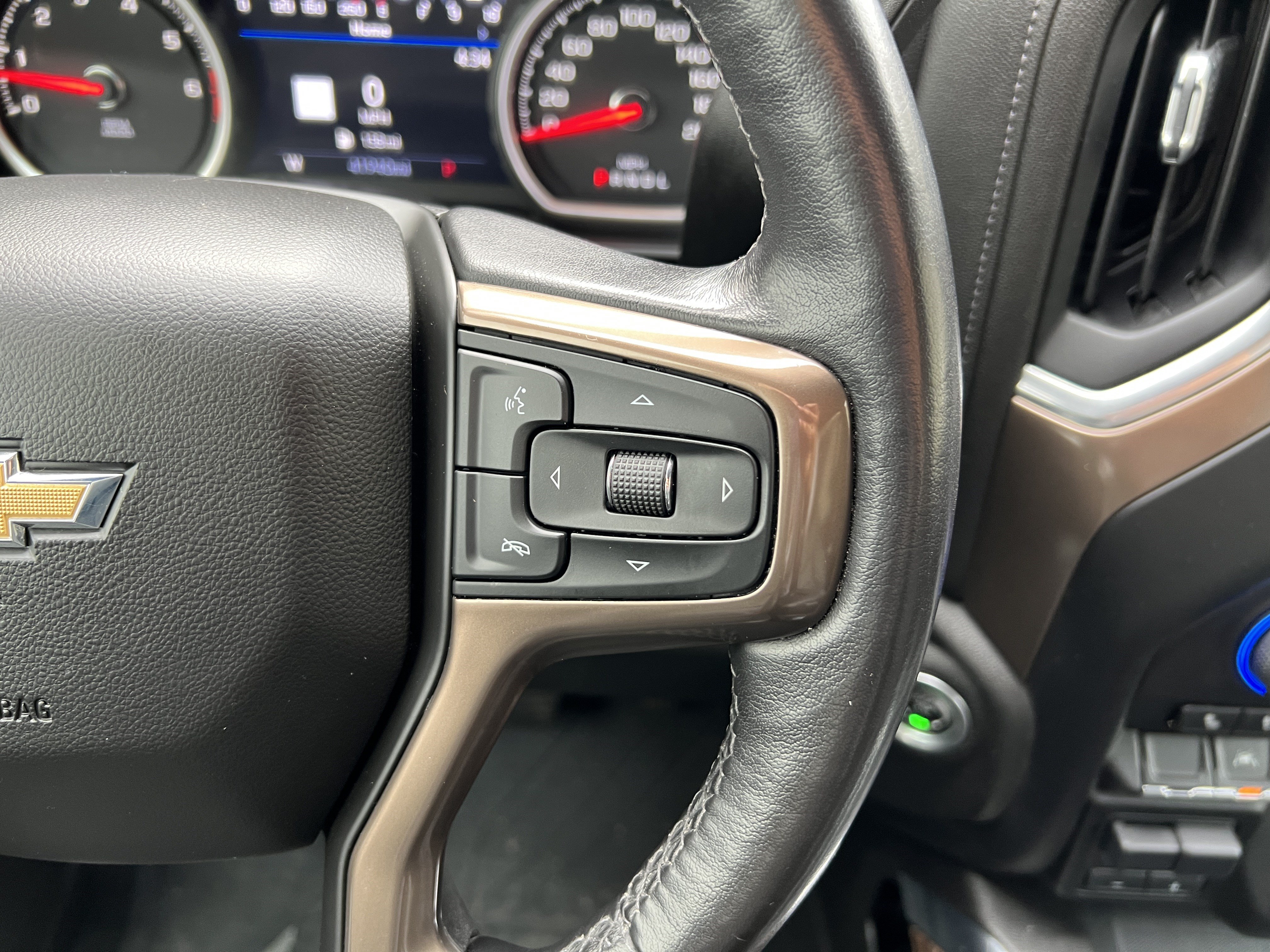 Used 2022 Chevrolet Silverado 1500 High Country w/ Safety Package II AWD/4WD image 28