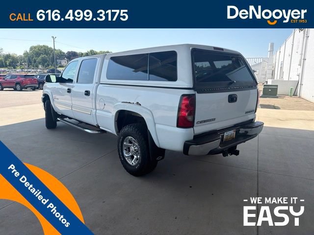 Used 2005 Chevrolet Silverado 2500 LT w/ Heavy-Duty Power Package AWD/4WD image 3