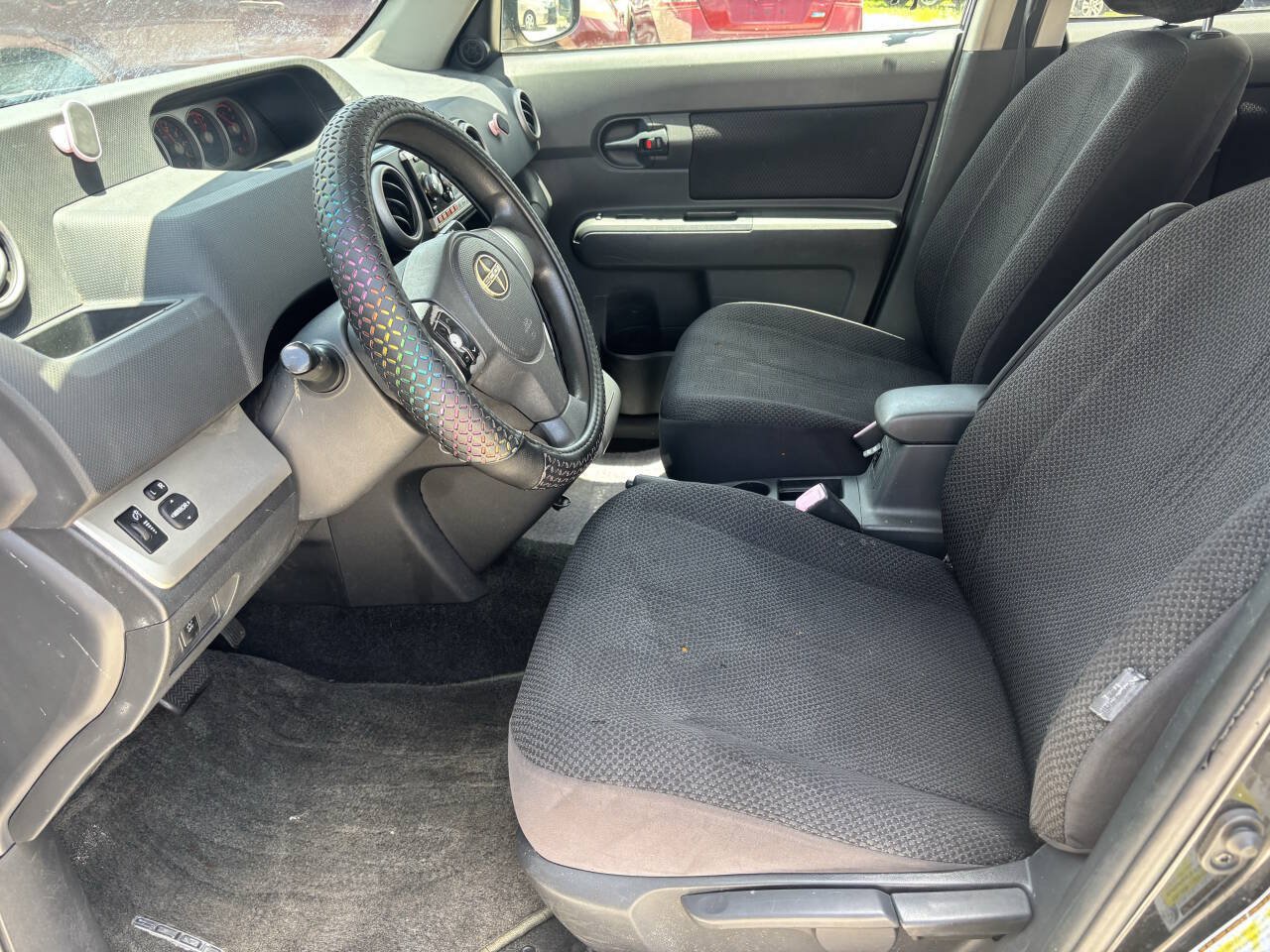 Used 2010 Scion xB FWD image 12