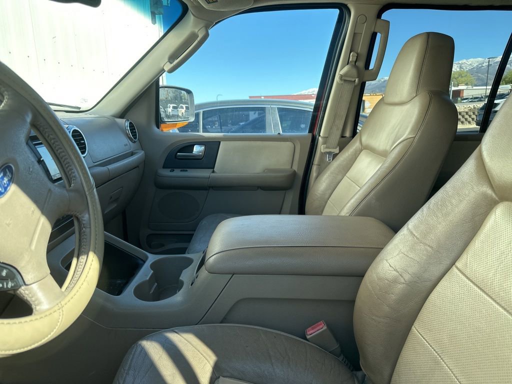 Used 2003 Ford Expedition Eddie Bauer image 6