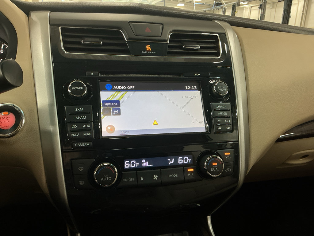 Used 2015 Nissan Altima 2.5 SL w/ Technology Package FWD image 10