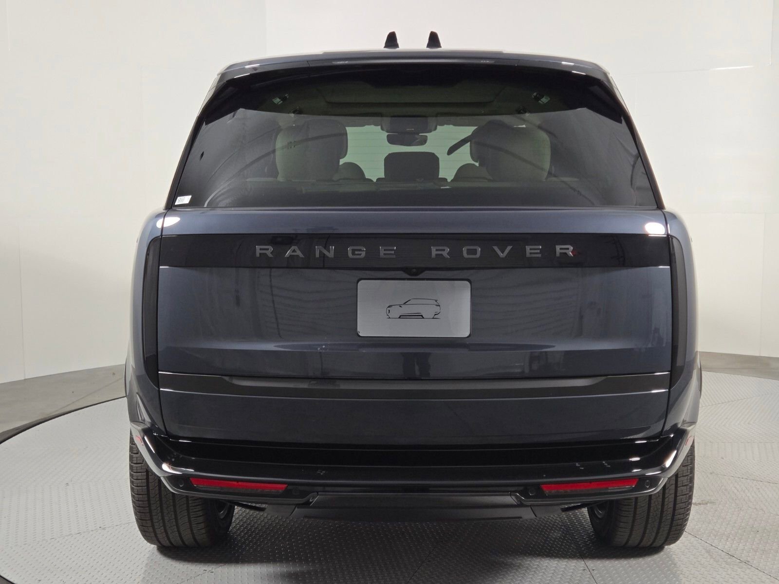 New 2026 Land Rover Range Rover SE image 7