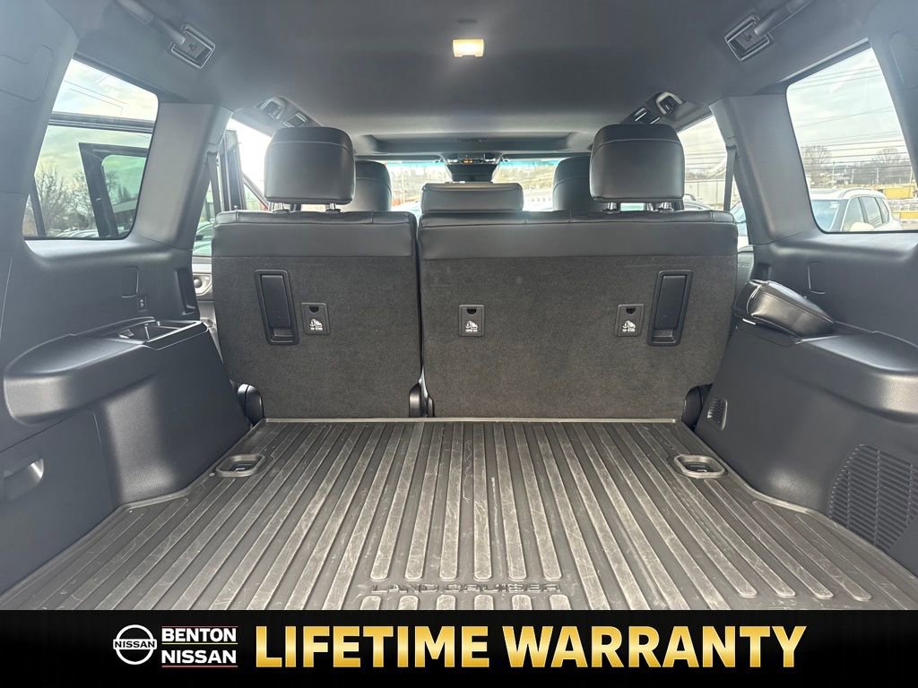 Used 2024 Toyota Land Cruiser image 27