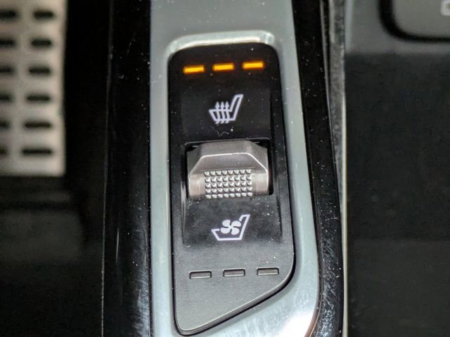 Used 2023 Kia Sorento SX Prestige image 25