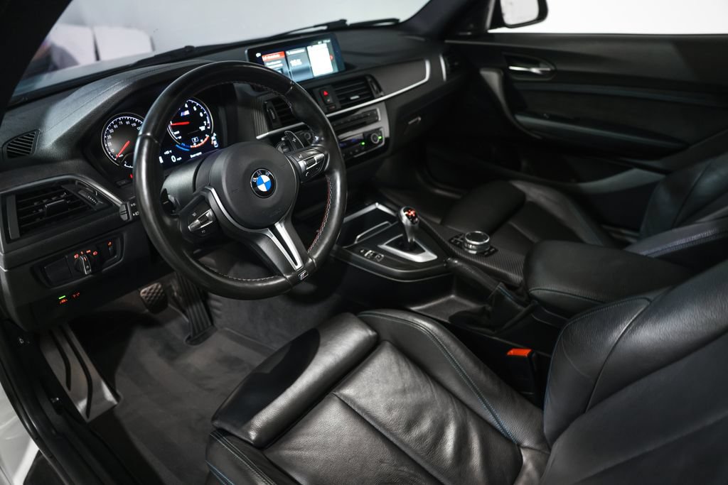 Used 2018 BMW M2 RWD image 33