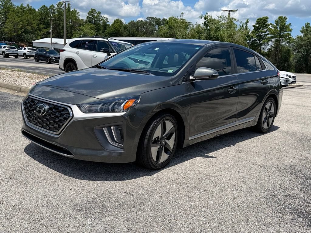 Used 2022 Hyundai Ioniq SEL FWD image 3