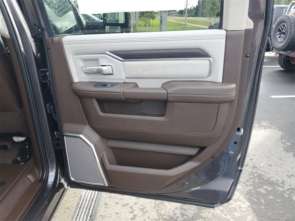 New 2025 RAM 2500 Laramie image 30