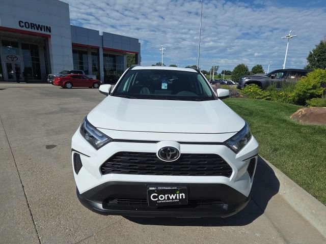 Used 2023 Toyota RAV4 XLE w/ Convenience Package AWD/4WD image 10