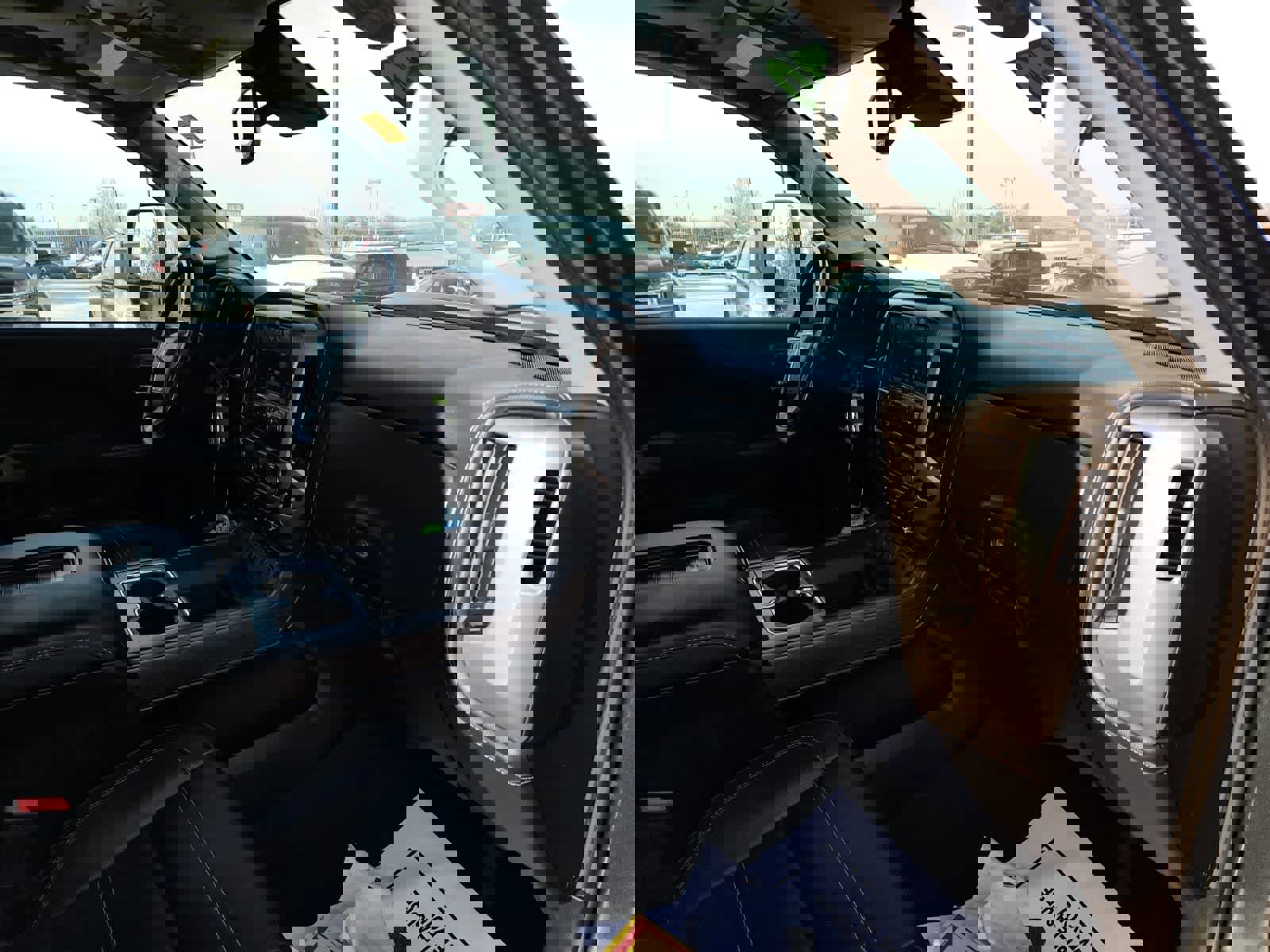 Used 2019 GMC Sierra 2500 Denali w/ Duramax Plus Package image 17