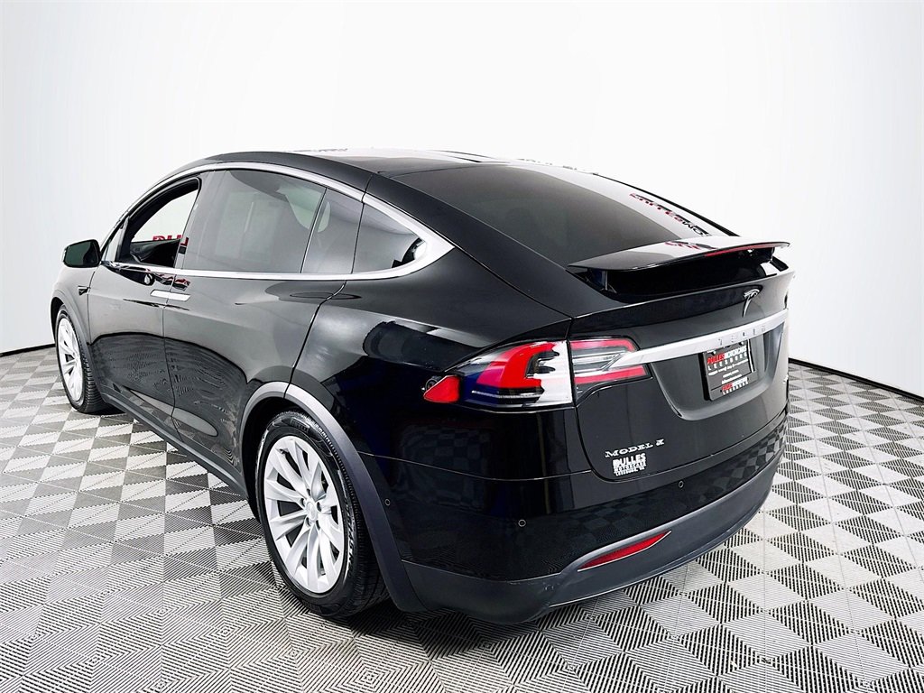 Used 2018 Tesla Model X 100D image 5