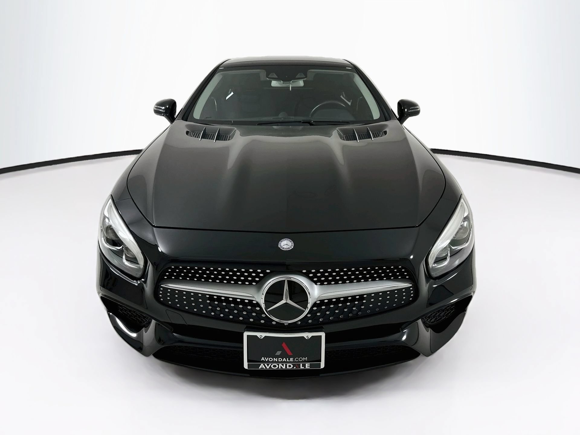 Used 2017 Mercedes-Benz SL 450 image 2